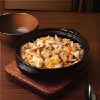 Cơm Gà Trộn Nấm Hương
