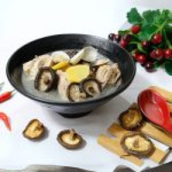 Cánh Gà Nấm Hương