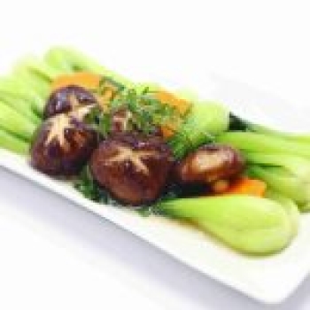 Cải thìa xào nấm đông cô