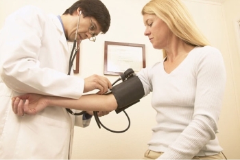 HIỂM HỌA RẬP RÌNH NGƯỜI CAO HUYẾT ÁP TRONG MÙA HÈ