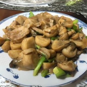 Thịt Ba Chỉ Kho Nấm Rơm