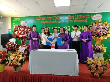 LỄ KÝ KẾT HỢP TÁC CHIẾN LƯỢC GIỮA CÔNG TY CỔ PHẦN THƯƠNG MẠI QUỐC TẾ NAM LINH VÀ CÔNG TY TNHH NẤM LINH CHI